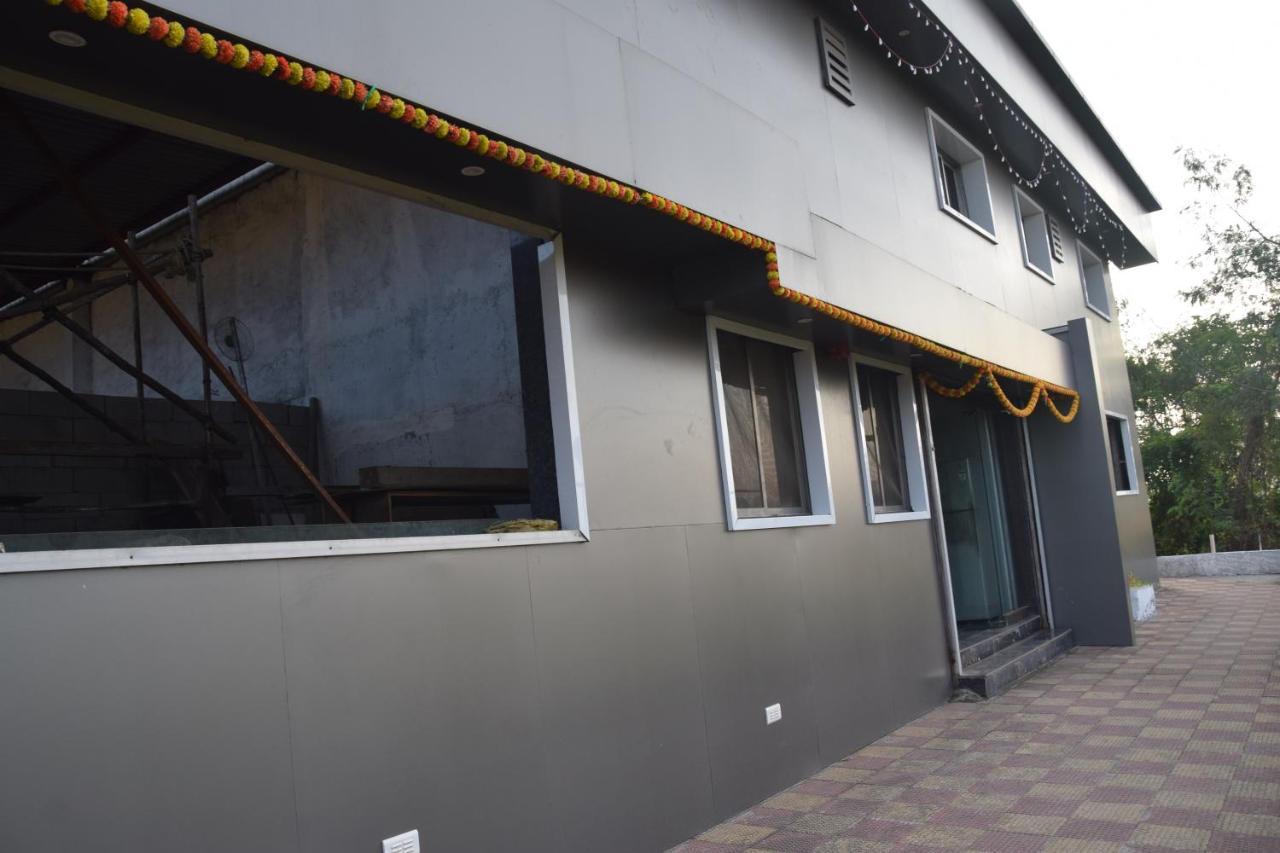 Hotel Riviera Residency Thane Ngoại thất bức ảnh