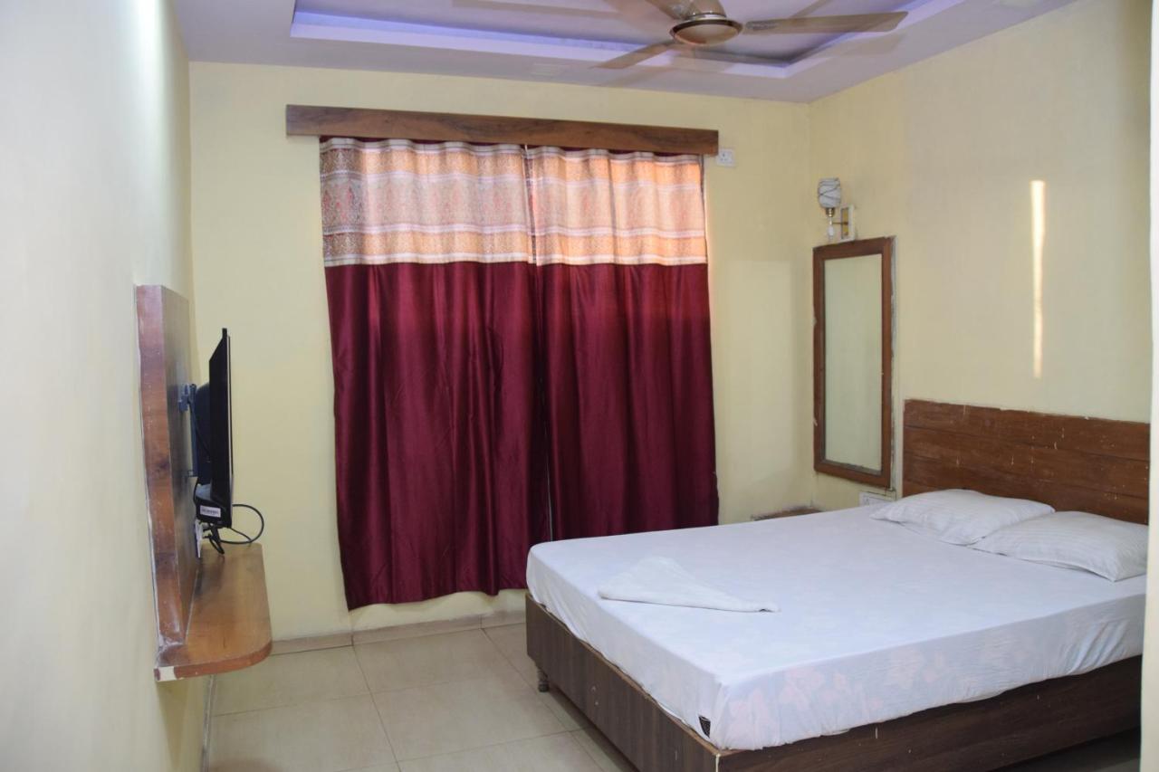 Hotel Riviera Residency Thane Ngoại thất bức ảnh