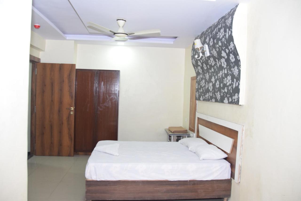 Hotel Riviera Residency Thane Ngoại thất bức ảnh