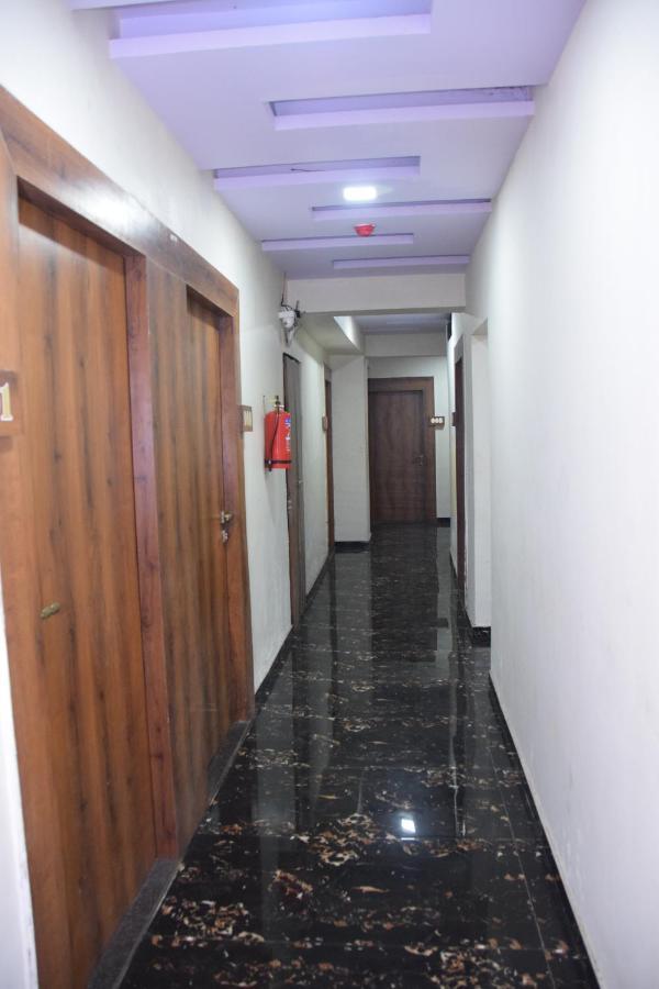 Hotel Riviera Residency Thane Ngoại thất bức ảnh