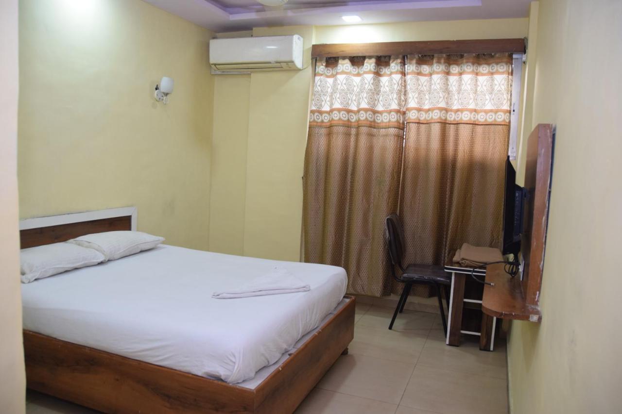Hotel Riviera Residency Thane Ngoại thất bức ảnh